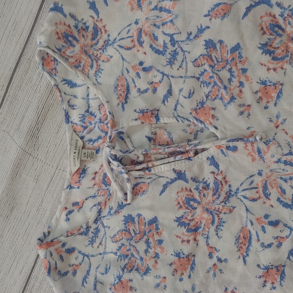 LUCKY BRAND FLORAL TOP WITH SMOCKED CUFFS - Picture 4 of 8